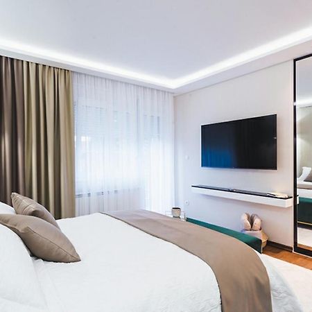 Majestic Apartment Jagodina Esterno foto