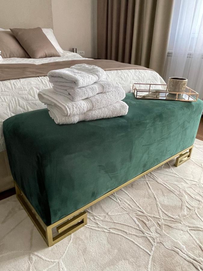 Majestic Apartment Jagodina Esterno foto